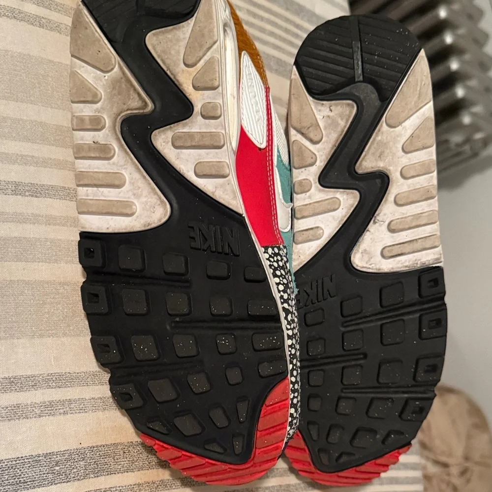 Women’s Nike Air Max 90 SE- Animal White -Size 9 - Picture 4 of 7